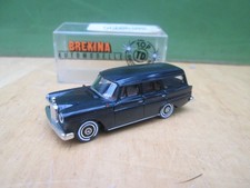 Mercerdes Benz 190c   Kombi  /  Brekina   Modell / Bestatter  - 1: 87