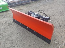 Schneeschild Schneepflug