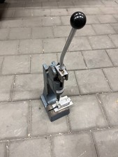 Kniehebelpresse  Berg & Schmid