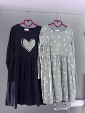 Family ~ 2er Set Shirt-Kleid, LA-Kleid, Mädchen👧grau/grün, Gr. 134/140, NEU