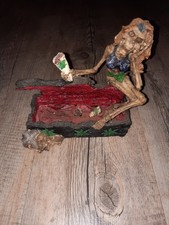 Aschenbecher Skull Skelett