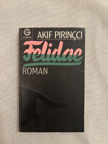 Akif pirincci felidae - akif,