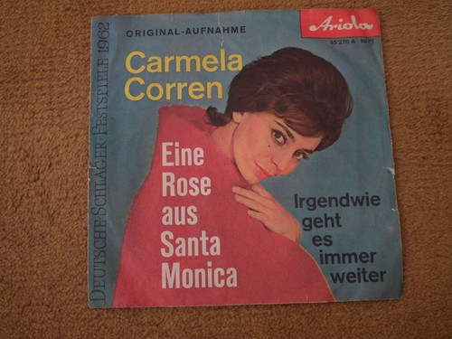 Carmela corren eine rose - eine, aus