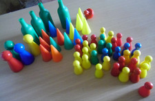 Spielsteine, Spielzubehör - Konvolut - Plastik