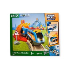 BRIO World 33974 Holzeisebahn Starterset Smart Tech Sound Action Tunnel 33974