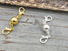 NELLYS 5  Magnetverschluss