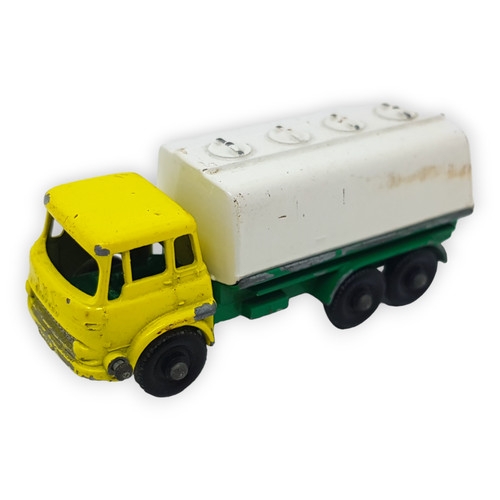 Matchbox series 25 petrol - no,