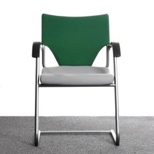 Wilkhahn Freischwinger, Stoffbezug Grün & grau, Armlehne Kunststoff, Gestell sil