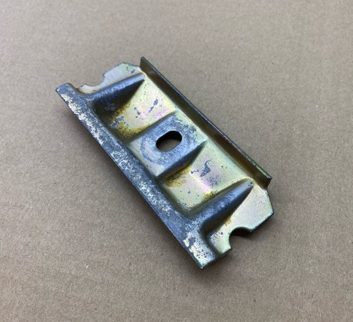 Halter halteblech halteplatte - halteblech,
