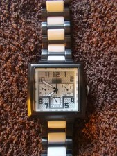 Alexander Milton elegante Keramik Uhr im schwarz/weiss Look 