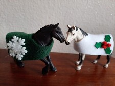 2 WeihnachtsDecken,Pferde Decke z.Bsp Schleich Pferde