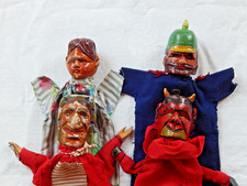 4 antike Handpuppen / Marionetten  aus Holz geschnitzte Köpfe