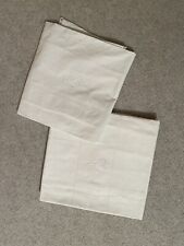 2 antike Prachtkissen Kopfkissen mit Spitze Stickerei aufgesetzten Volant