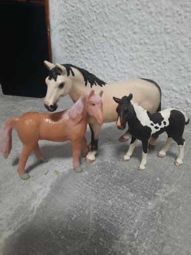 Schleichen pferde - schleichen,