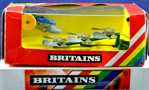 Britains 9546 standard - 1:32,