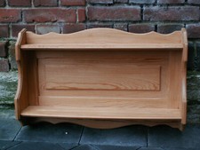 Schönes Landhaus Wandregal / Tellerregal ( Tanne/Fichtenholz )