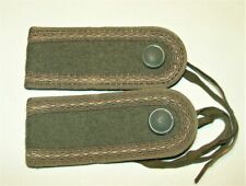 NVA Paar original Schulterklappen Unteroffizier Felddienst mit Knöpfen + Bändern