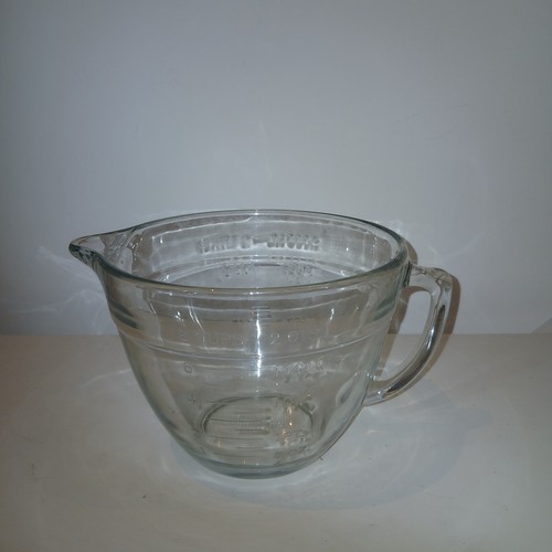 The pampered chef - chef, glas