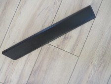 VW Golf 2 II Seitenleiste 2/3 Türer hinten rechts HR 191853536F