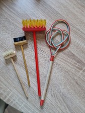 Besenset, Bürsten, Schrubber und Ausklopfer für Puppen und Puppenstube, DDR
