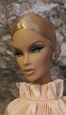 Fashion Royalty Vanessa Graceful Reign NUDE 