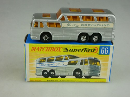 Greyhound coach 50215 - coach,
