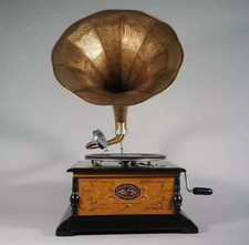 Antikes HMV Grammophon