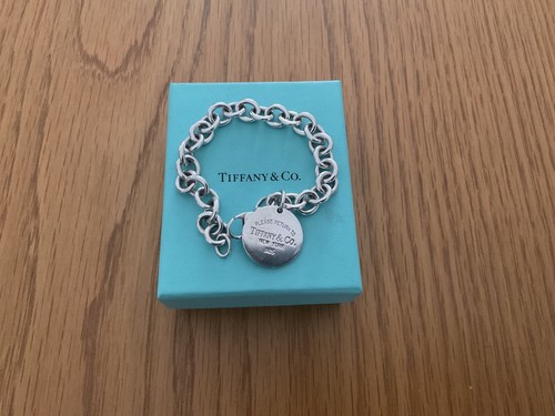 Return tiffany co - return,