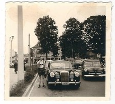 30/638 FOTO  - OLDTIMER AUTO LEDERHOSE - ORT UNBEKANNT