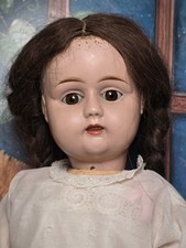 Minerva Antike alte Puppe mit