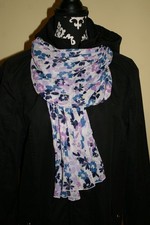 TCM Schal, Tuch mit Blüten