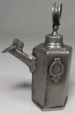 Vollplastische Zinnfigur unbemalt - Funktionsfähige Kanne am Boden gemarkt /39