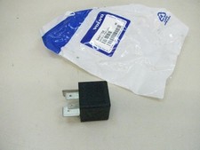 ORIGINAL VOLVO S60 V70 XC70 XC90 C70  Relais AHK Dauerplus 9441158