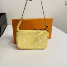 Louis Vuitton LV Mini Pochette
