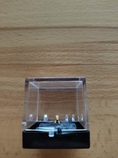 Reines Gold Froschkönig in