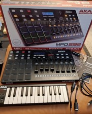 AKAI MPD232 Professional Midi Controller AKAI LPK25 Prof. USB Midi Keyboard TOP