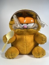 Vintage R Dakin Garfield