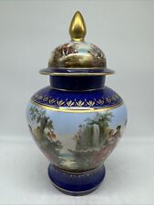 Traumhafte Deckelvase Wiener