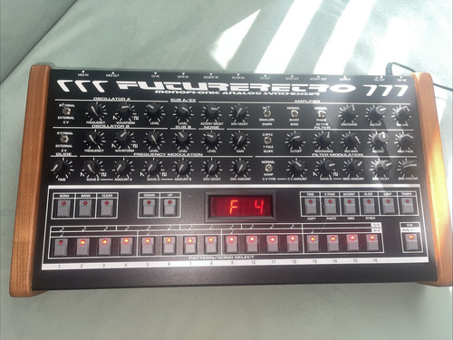 Future retro 777 - retro, synth