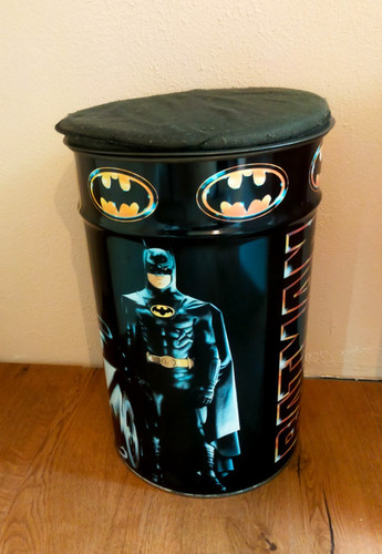 Batman sitztonne mit - batman,