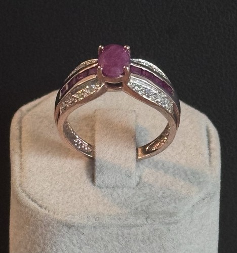 Goldring mit rubin und - rubin,