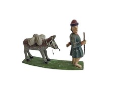 Antike Krippenfigur,  Holz geschnitzt um 1900, Hirte mit Esel    (# 18347)