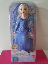 Disney Die Eiskönigin Eisläuferin Elsa Puppe Frozen  NEU OVP