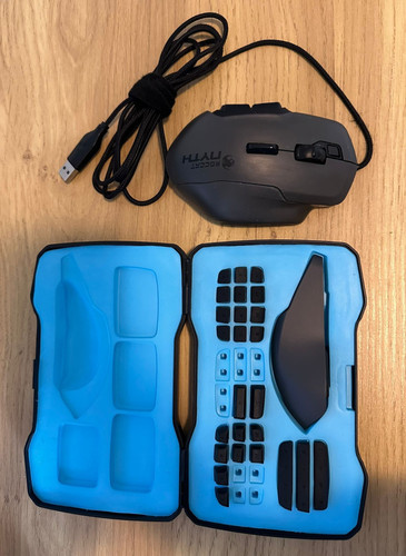 Roccat nyth modular mmo gaming - roccat,