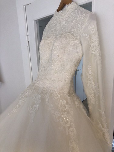 Brautkleid gelinlik tesettür