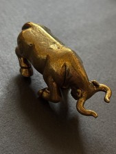 Massive Stierfigur aus Messing | Dekofigur | Tierfigur Stier Geschenkidee Aktien