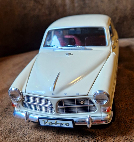 Volvo pkw modellauto - pkw, farbe