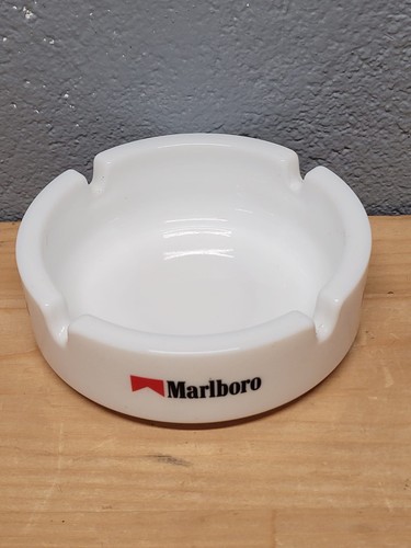 Aschenbecher marlboro klein - aschenbecher,