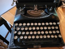 ERIKA Schreibmaschine A.-G. vorm. Seidel & Naumann Dresden DDR 