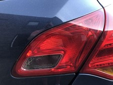 Opel Astra J Rückleuchte innen rechts Rücklicht Heckleuchte Schlusslicht